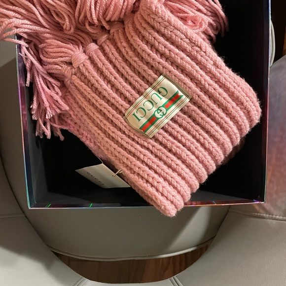 GUCCI Ribbed fringed wool scarf NWT - Picture 6 of 9